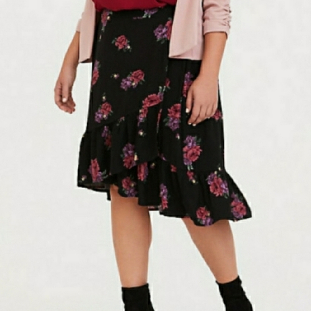 Torrid Hi Lo Black Floral Ruffled Midi Skirt 2X Plus Size New